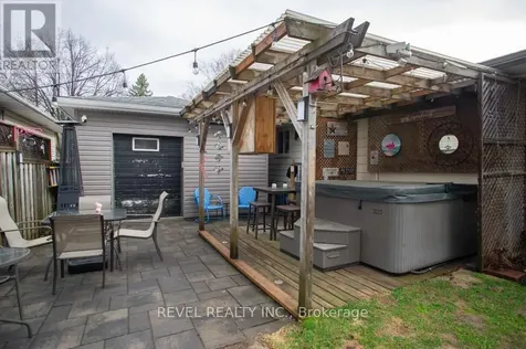 102 Century Hill Drive Kitchener ON N2E 2H8