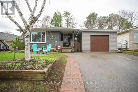 102 Century Hill Drive Kitchener ON N2E 2H8