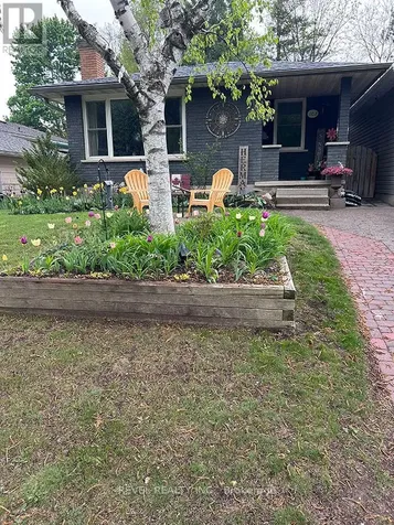 102 Century Hill Drive Kitchener ON N2E 2H8