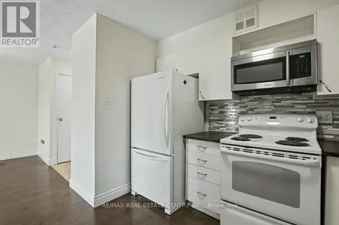 15 Hofstetter Avenue Kitchener ON N2A 3Z7