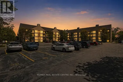15 Hofstetter Avenue Kitchener ON N2A 3Z7