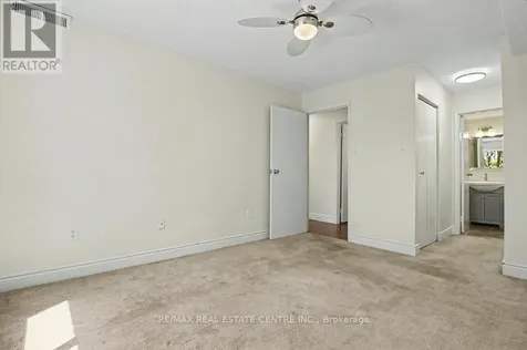 15 Hofstetter Avenue Kitchener ON N2A 3Z7