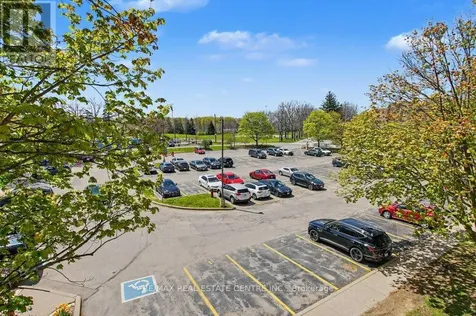 15 Hofstetter Avenue Kitchener ON N2A 3Z7
