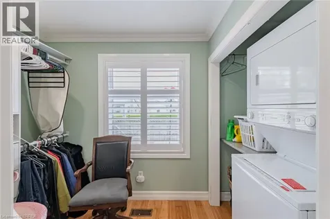 36 Crandell Avenue Brantford ON N3S 1C9