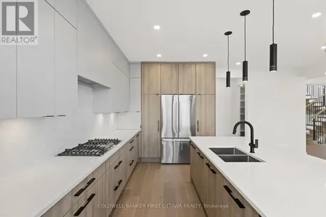 93 Lotta Avenue Ottawa ON K2G 2B8