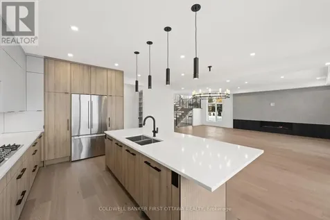 93 Lotta Avenue Ottawa ON K2G 2B8