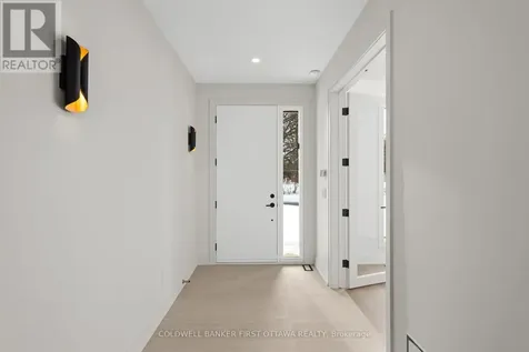 93 Lotta Avenue Ottawa ON K2G 2B8