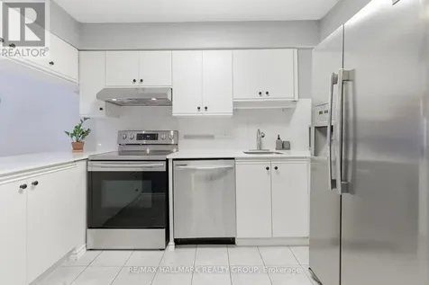 390 Briston Private Ottawa ON K1G 5R3