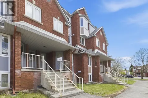390 Briston Private Ottawa ON K1G 5R3