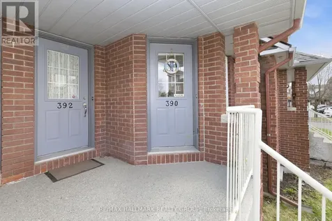 390 Briston Private Ottawa ON K1G 5R3