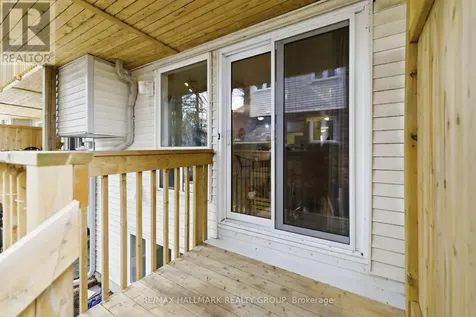 390 Briston Private Ottawa ON K1G 5R3