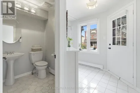 390 Briston Private Ottawa ON K1G 5R3