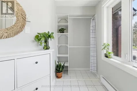390 Briston Private Ottawa ON K1G 5R3