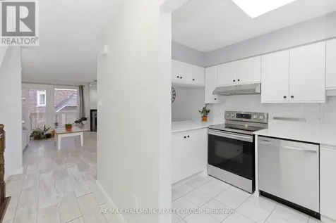 390 Briston Private Ottawa ON K1G 5R3