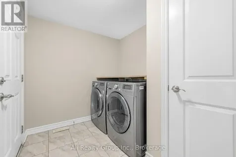 400 Nestleton Street Ottawa ON K4A 0W2