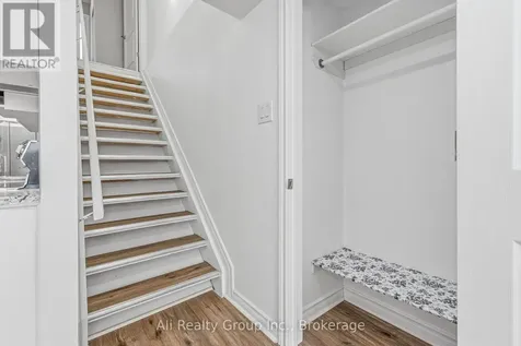 400 Nestleton Street Ottawa ON K4A 0W2