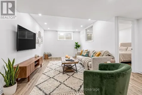 400 Nestleton Street Ottawa ON K4A 0W2