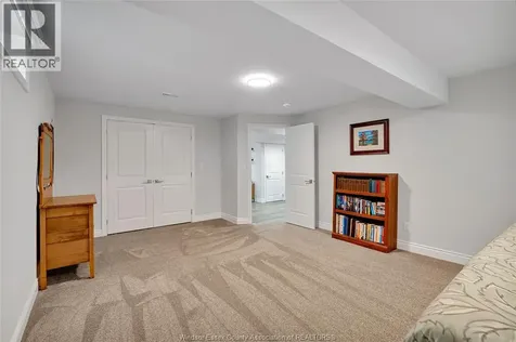 295 Crystal Bay Drive Amherstburg ON N9V 4A6