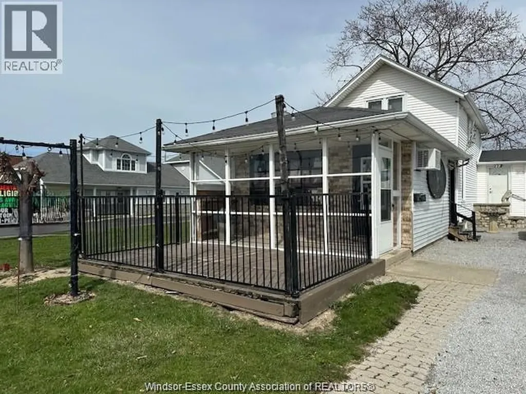173 Sandwich Street Amherstburg ON N9V 1Z9