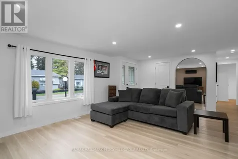 15 Cherrywood Lane Innisfil ON L9S 1M9