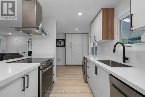 15 Cherrywood Lane Innisfil ON L9S 1M9