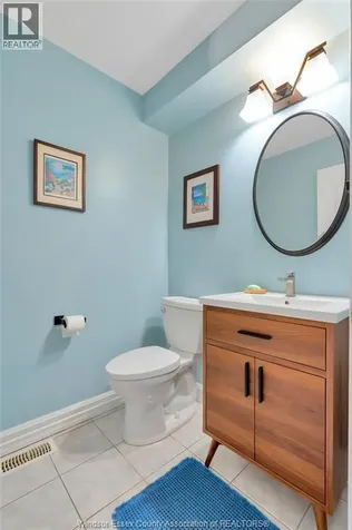 233 Crystal Bay Drive Amherstburg ON N9V 4A6