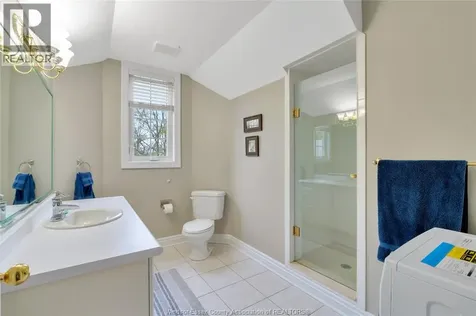 233 Crystal Bay Drive Amherstburg ON N9V 4A6