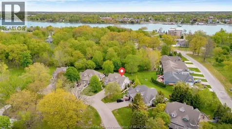 233 Crystal Bay Drive Amherstburg ON N9V 4A6