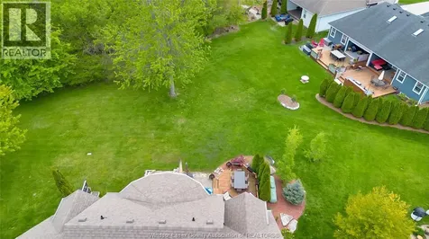 233 Crystal Bay Drive Amherstburg ON N9V 4A6