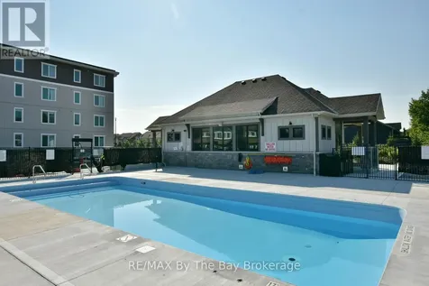 17 Spooner Crescent Collingwood ON L9Y 1T3