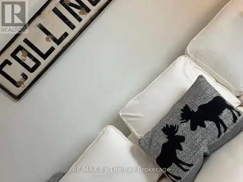 17 Spooner Crescent Collingwood ON L9Y 1T3