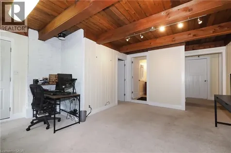 163 Pinegrove Crescent Waterloo ON N2L 4T9