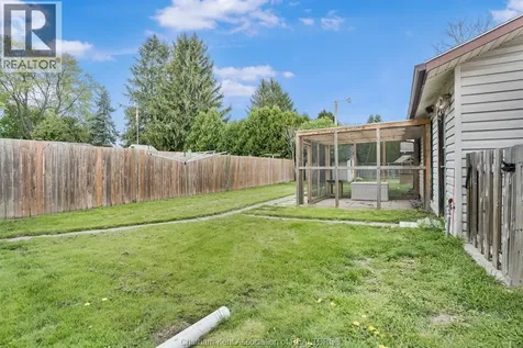 315 Mcnaughton Avenue East Chatham ON N7L 2G7