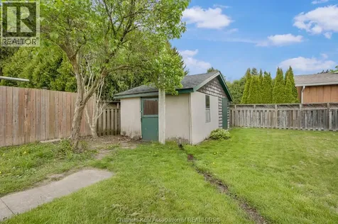 315 Mcnaughton Avenue East Chatham ON N7L 2G7