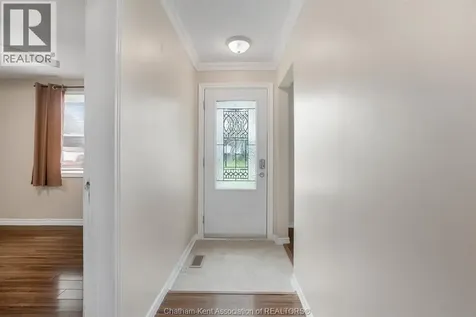 315 Mcnaughton Avenue East Chatham ON N7L 2G7