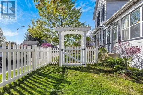 59 Washington Grand Avenue Tillsonburg ON N4G 1Y8