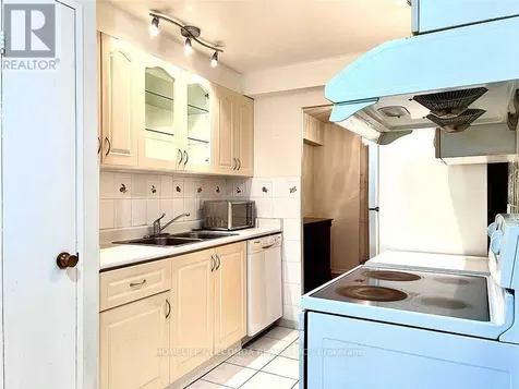 2721 Victoria Park Avenue Toronto (l'amoreaux) ON M1T 3N6