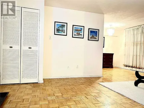 2721 Victoria Park Avenue Toronto (l'amoreaux) ON M1T 3N6