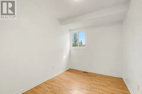 1641 Meadowbrook Road Ottawa ON K1B 4W6