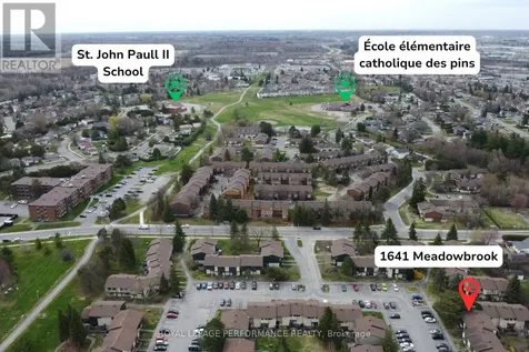 1641 Meadowbrook Road Ottawa ON K1B 4W6