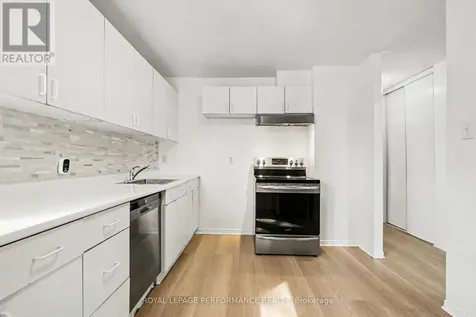 1641 Meadowbrook Road Ottawa ON K1B 4W6