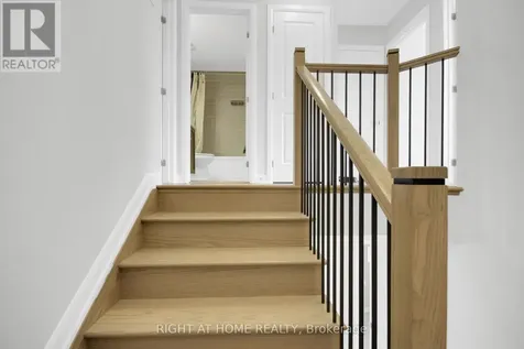 1020 Ballyhale Heights Ottawa ON K2J 6Y6