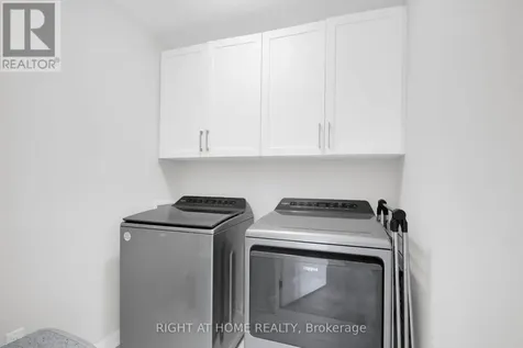 1020 Ballyhale Heights Ottawa ON K2J 6Y6
