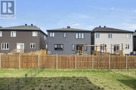 1020 Ballyhale Heights Ottawa ON K2J 6Y6
