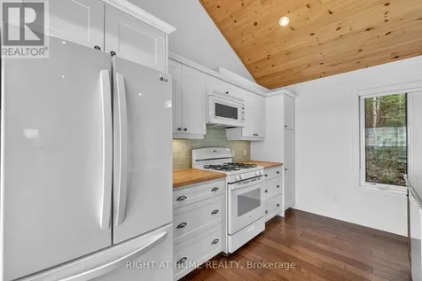 442 Silver Birch Drive Tiny ON L9M 0M5