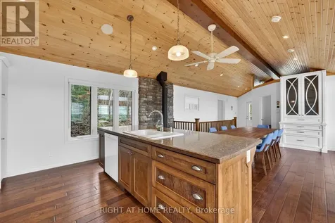 442 Silver Birch Drive Tiny ON L9M 0M5