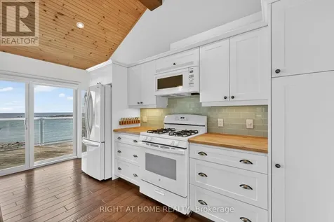 442 Silver Birch Drive Tiny ON L9M 0M5