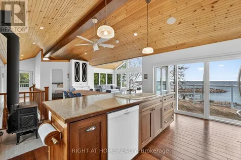 442 Silver Birch Drive Tiny ON L9M 0M5