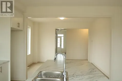 37 Stockholm Road Barrie ON L9S 2Z8