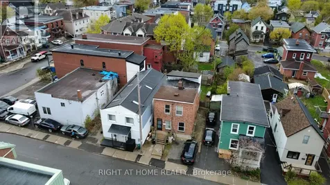 122 Eccles Street South Ottawa ON K1R 6S8
